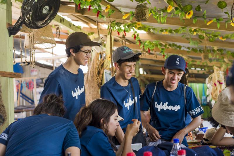 Compartiendo un tiempo con la comunidad de Macedonia, en donde aprendimos de sus tradiciones